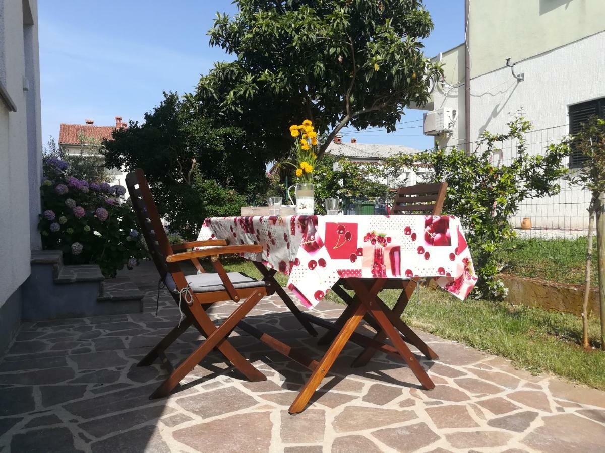 Apartments Mirela Novigrad  Ngoại thất bức ảnh